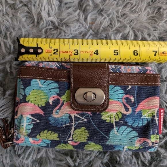 Union Bay wristlet pink flamingo GUC - Picture 3 of 10